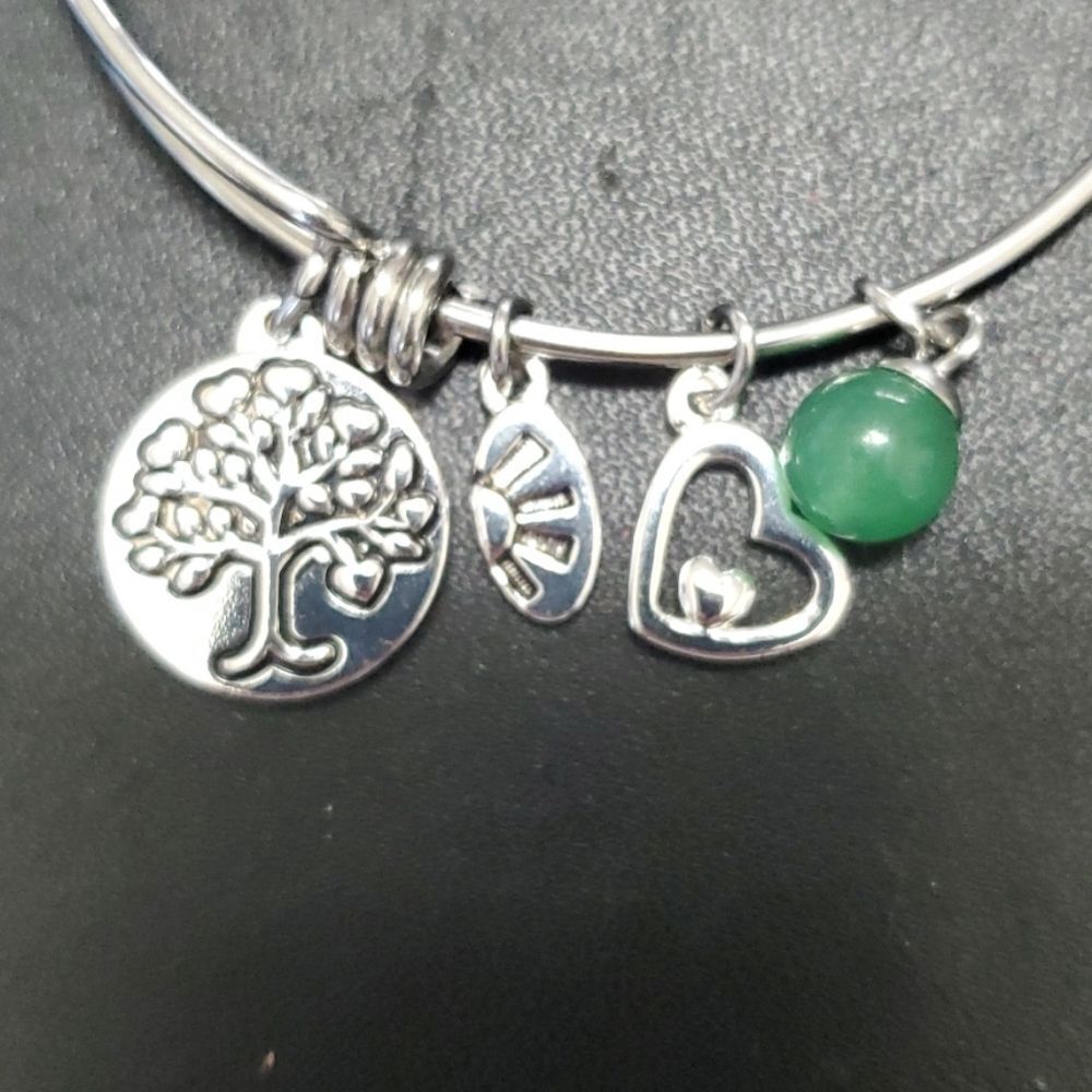 Unwritten Shine silver tone bangle family charm tree bracelet 7.5"